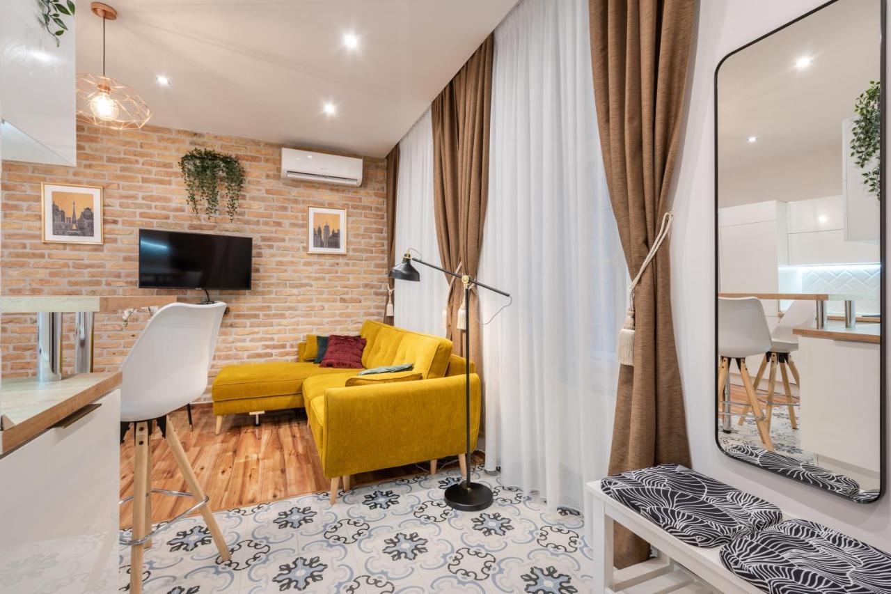 Architecture Fan'S Apartment Near Opera House Будапеща Екстериор снимка