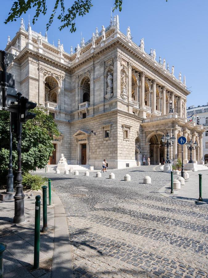 Architecture Fan'S Apartment Near Opera House Будапеща Екстериор снимка