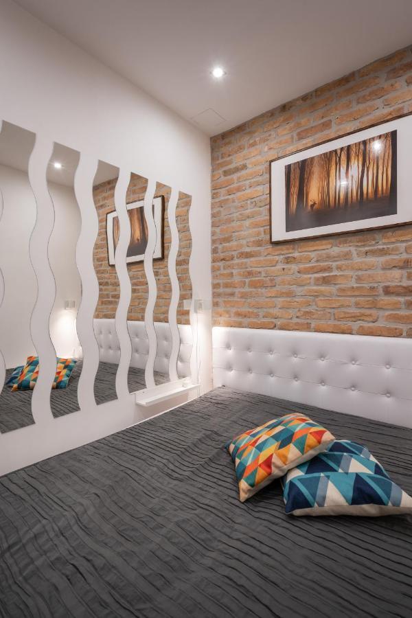 Architecture Fan'S Apartment Near Opera House Будапеща Екстериор снимка